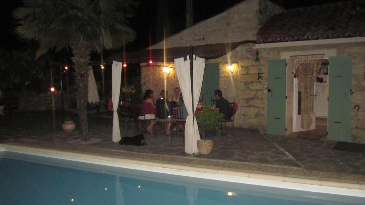 La Picholine, Chambre Ciboulette Courry Exterior foto